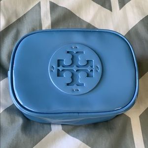 tory burch makeup bag